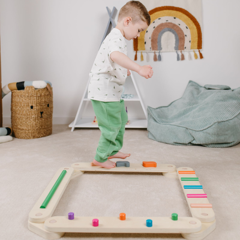 Wirkt sich positiv auf die Entwicklung der Füße, das Fußgewölbe und die richtige Körperhaltung aus Montessori Balancierbalken fördern die Entwicklung der grobmotorischen Fähigkeiten