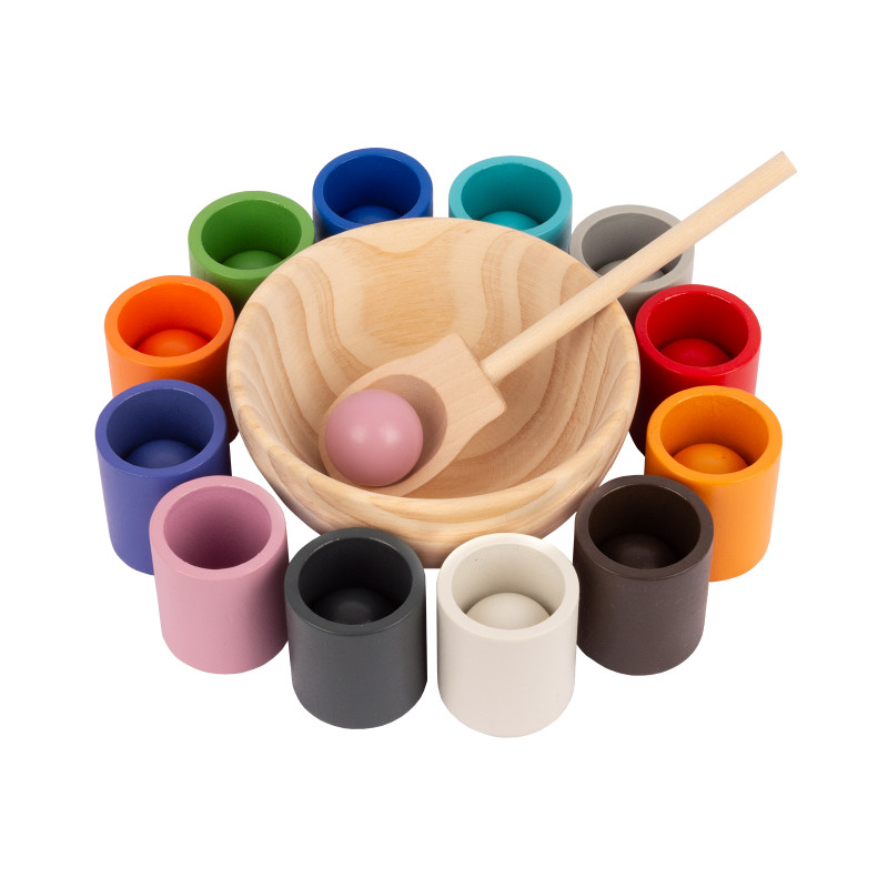 Montessori-Kugeln und Becher Montessori-Kugeln und Becher