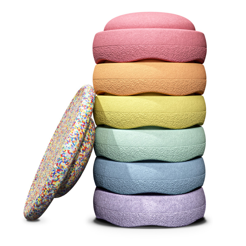 Stapelstein Original Set Rainbow Pastel mit Balancierbrett Stapelstein Original Set Rainbow Pastel mit Balancierbrett