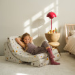 Ausklappbarer Kindersessel Wigiwama® - Terrazzo Marble Moon Ausklappbarer Kindersessel Wigiwama® - Terrazzo Marble Moon