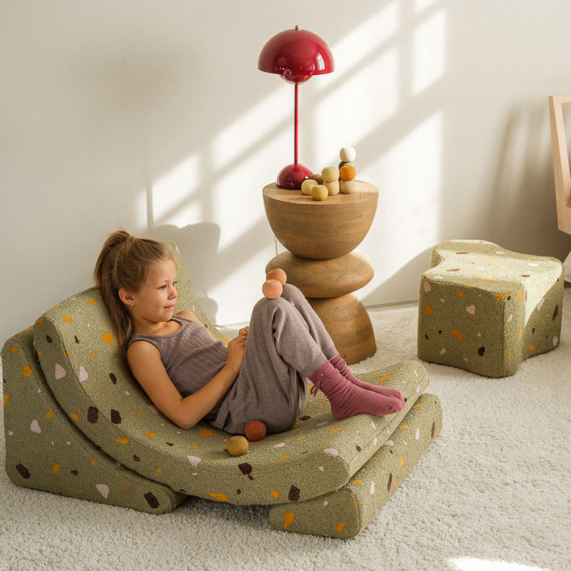 Ausklappbarer Kindersessel Wigiwama® - Terrazzo Moss Moon Ausklappbarer Kindersessel Wigiwama® - Terrazzo Moss Moon