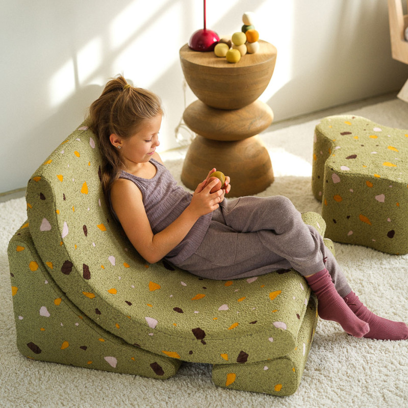 Ausklappbarer Kindersessel Wigiwama® - Terrazzo Moss Moon Ausklappbarer Kindersessel Wigiwama® - Terrazzo Moss Moon
