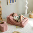 Ausklappbarer Kindersessel Wigiwama® – Guava Pink Moon Ausklappbarer Kindersessel Wigiwama® – Guava Pink Moon