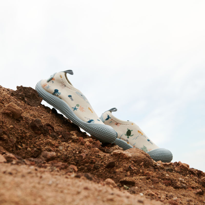 LIEWOOD Wasserschuhe Sanjia Sea creature / Sandy