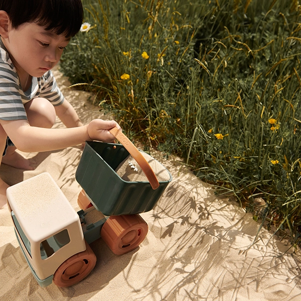 LIEWOOD Sandspielzeug Kipper Beck