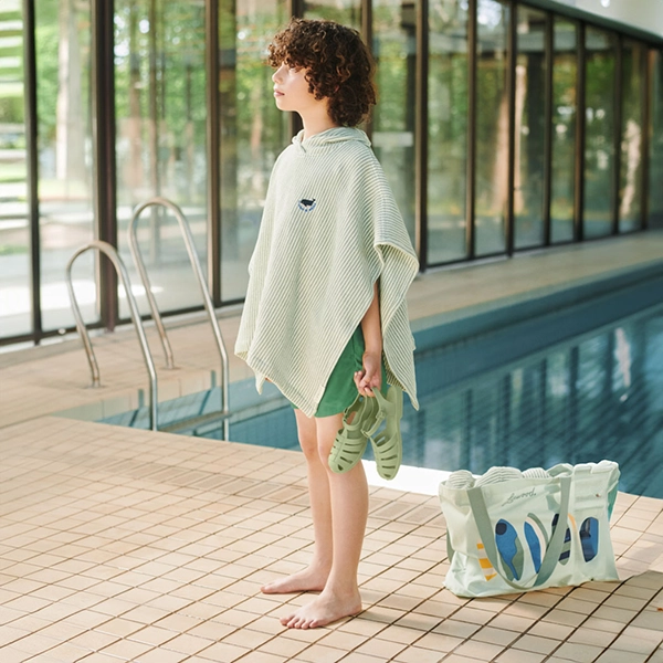 LIEWOOD Poncho Paco Embroidery Peppermint / Creme de la creme LIEWOOD Poncho Paco Embroidery Peppermint / Creme de la creme